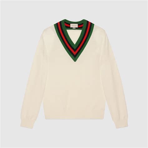 maglia gucci bianca uomo|Maglione in lana con scollo a V .